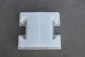 塑料連鎖磚模具的重量是決定它質(zhì)量好壞的主要因素嗎？